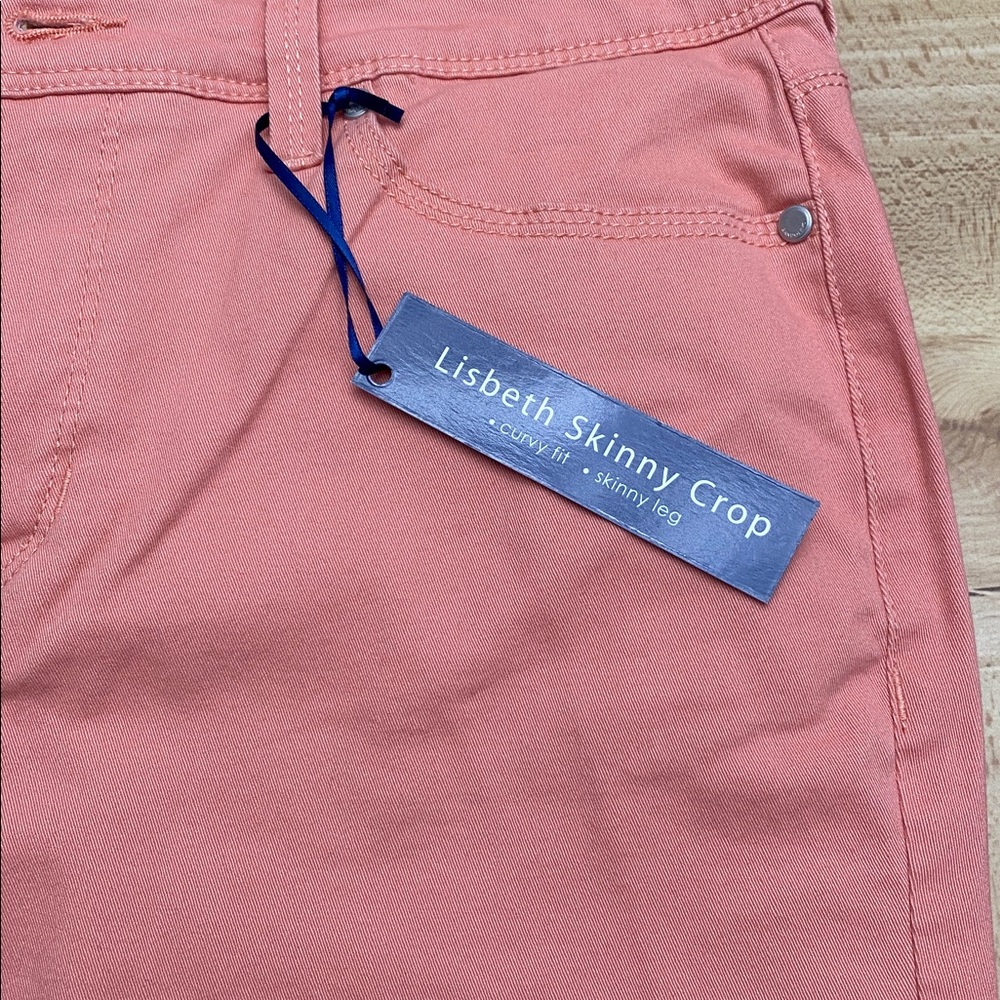 Bandolino Lisbeth NWT Women’s Curvy Skinny Crop Snap hem - Picture 3 of 6